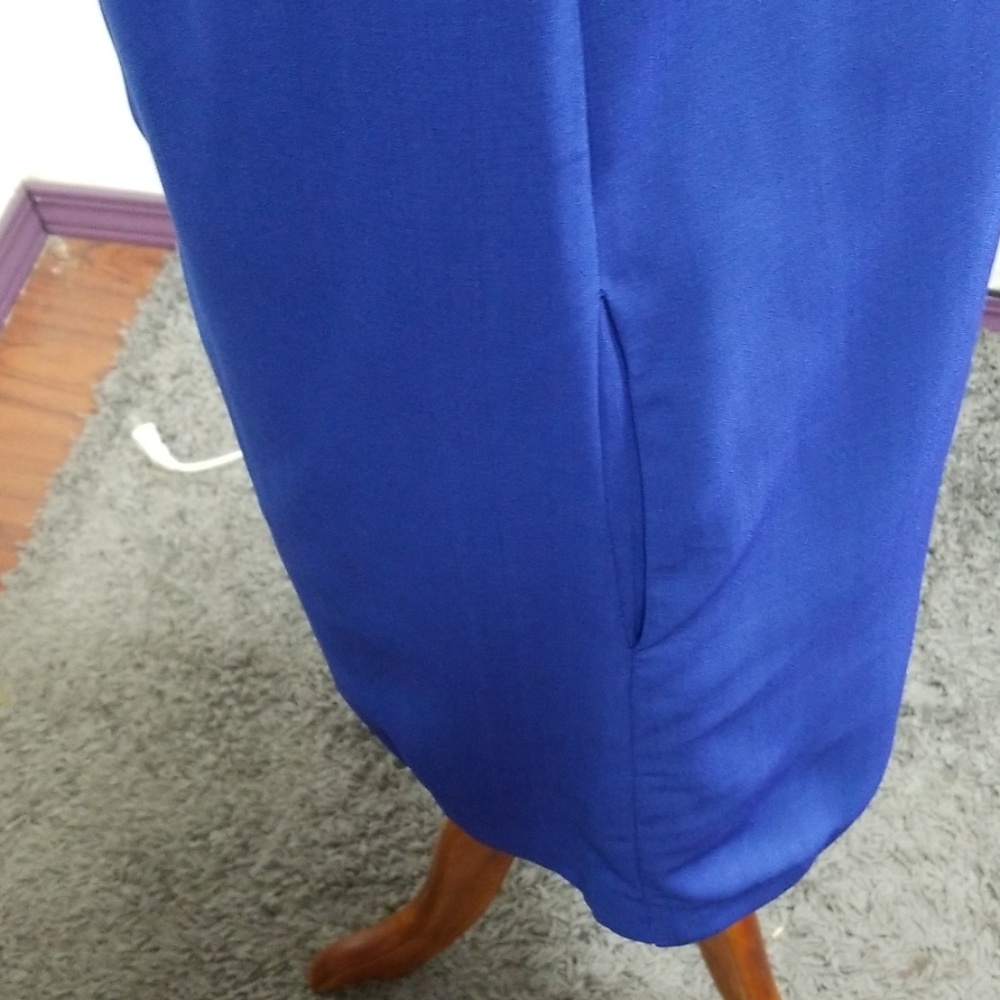 Navy blue dress with pockets. - Picture 6 of 8